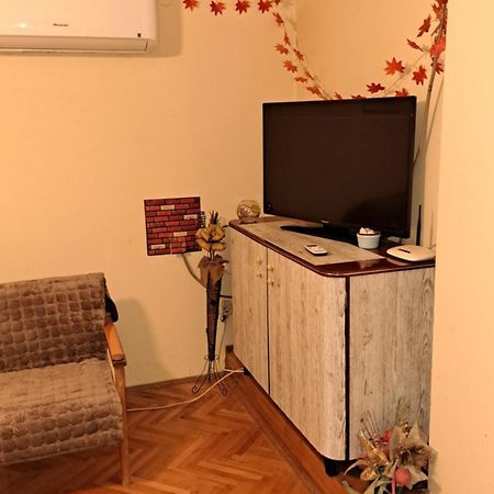 UžiceDvosoban Stan公寓 外观 照片